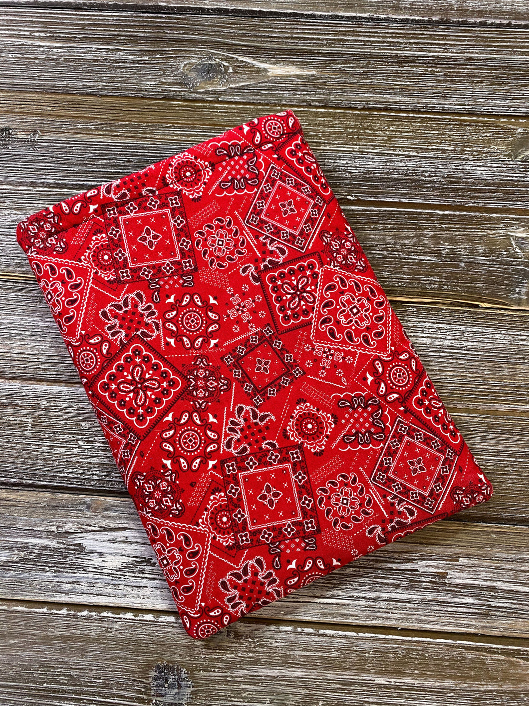 Paisley Patchwork Bandana Red Black Padded Book Sleeve | Kindle Accessory Book Pocket | Protective Book Bag | Book Pouch | Bookish Nerd Gift