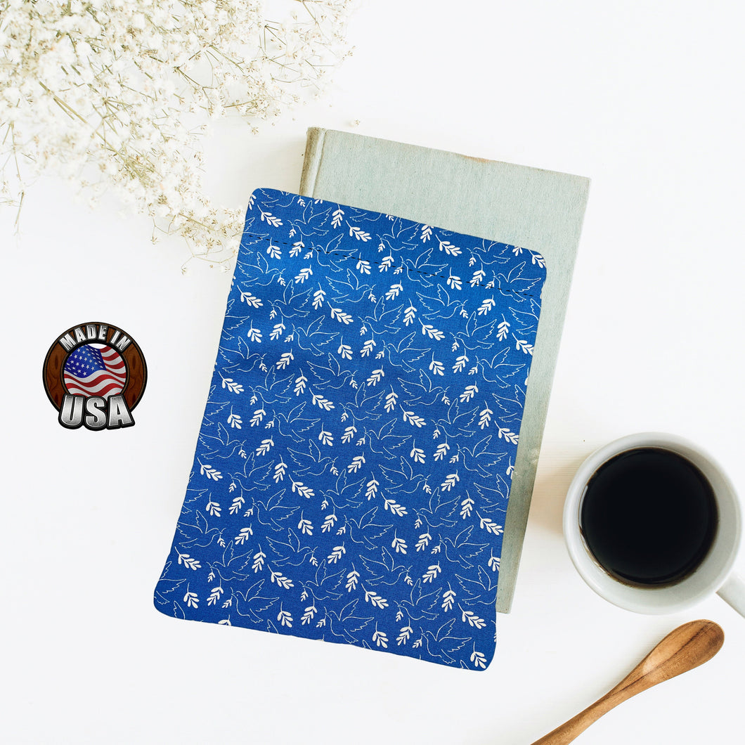 Blue Peace Doves with Olive Branch Padded Book Sleeve | BookGoodies | Book Pocket | Protective Book Bag | Book Pouch | Bookish Nerd Gift